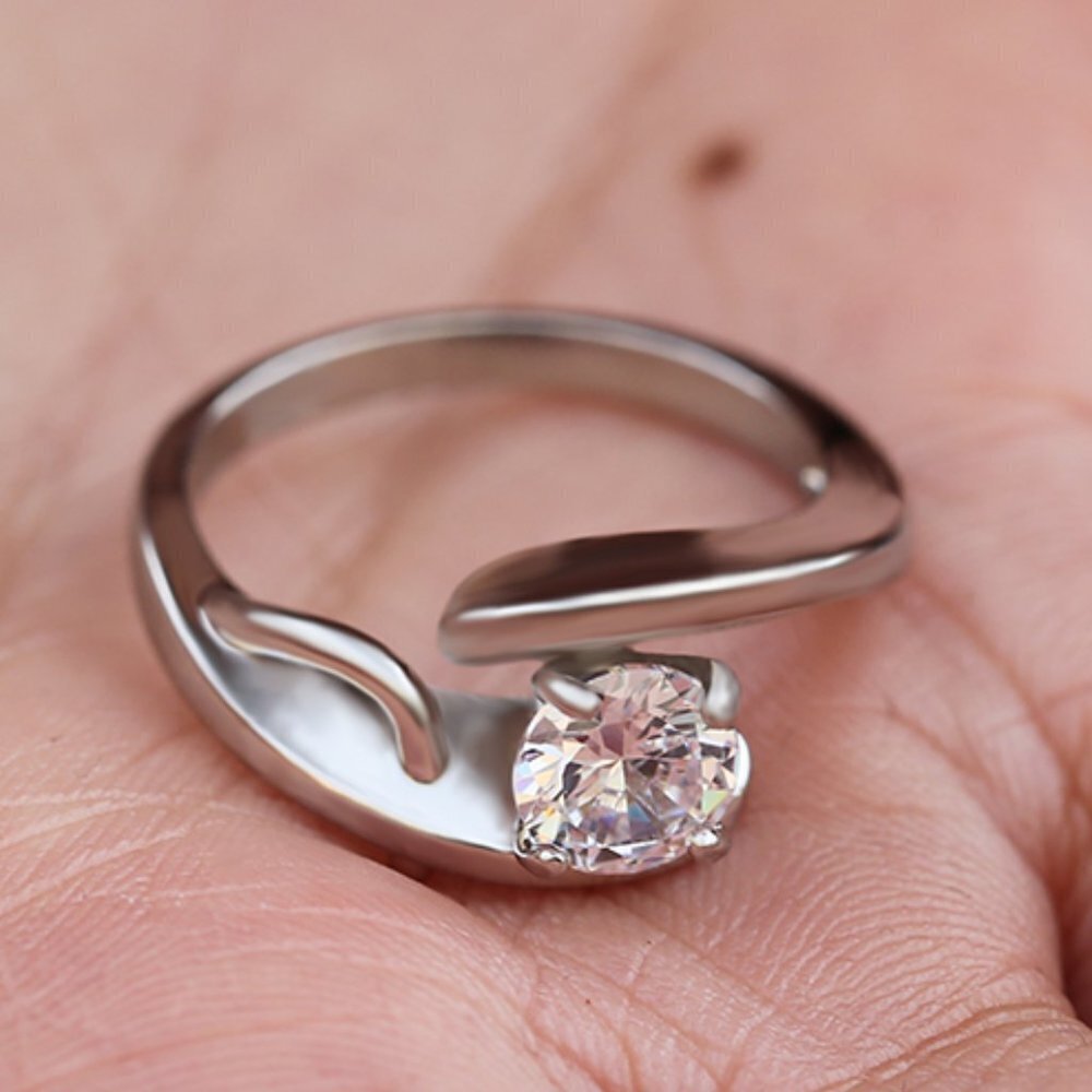Create Irregular Pure Round Gemstone CZ Twisted Rings for Women, EVGG1557